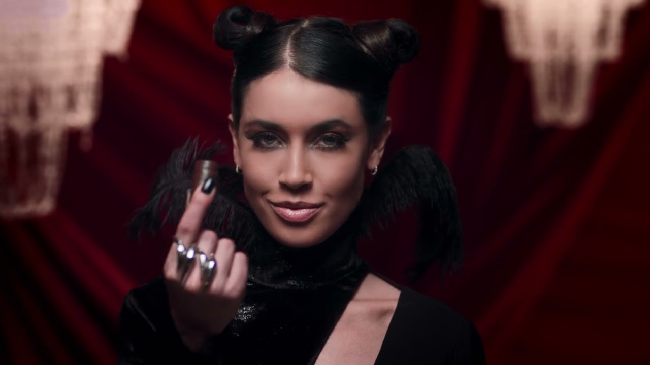 Face & Place | Portfolio