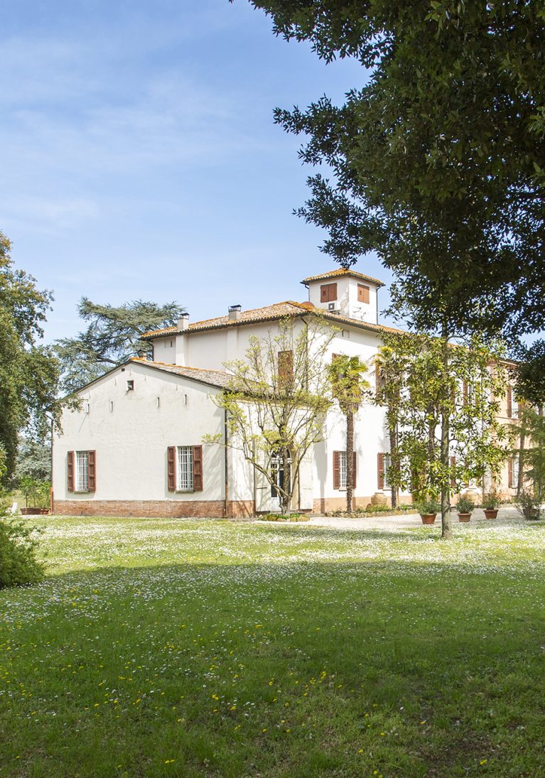 Face & Place | Locations