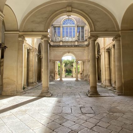 Face & Place | Services