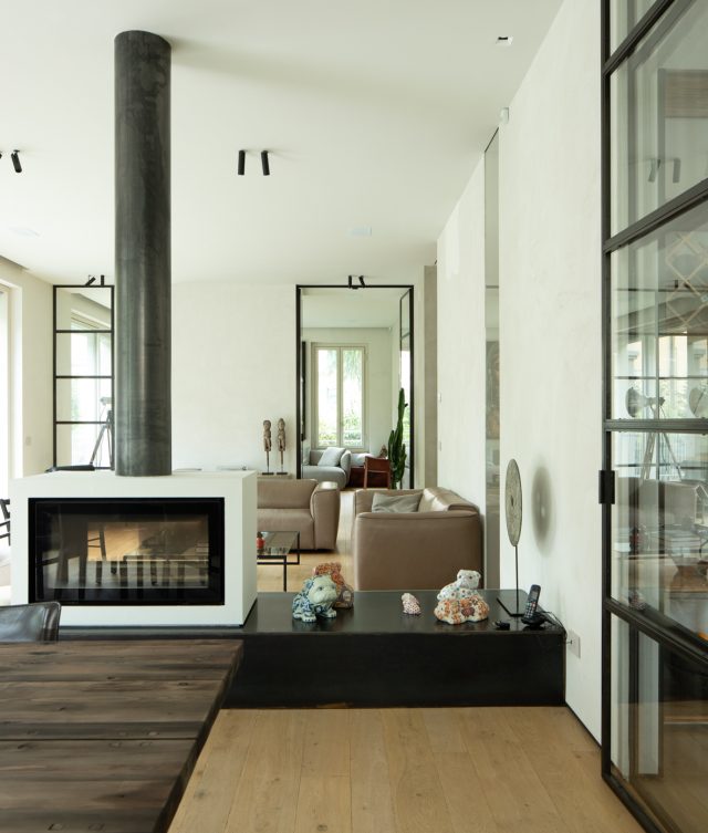 Face & Place | Locations